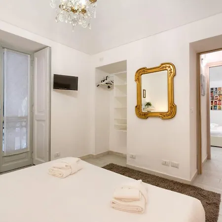 Central Porta Susa Apartment